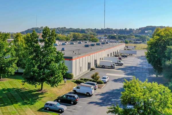 Lease warehouse or industrial space in Dayton Ohio